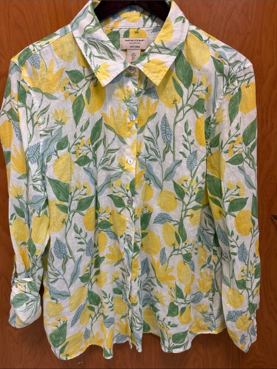 Martha Stewart Tops - 🍋🍋🍋BOGOHO🍋🍋🍋Martha Stewart Yellow Lemon & Green Leaf Button-Down Shirt-Large